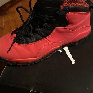 GS 6Y Jordan Retro Fusion Red